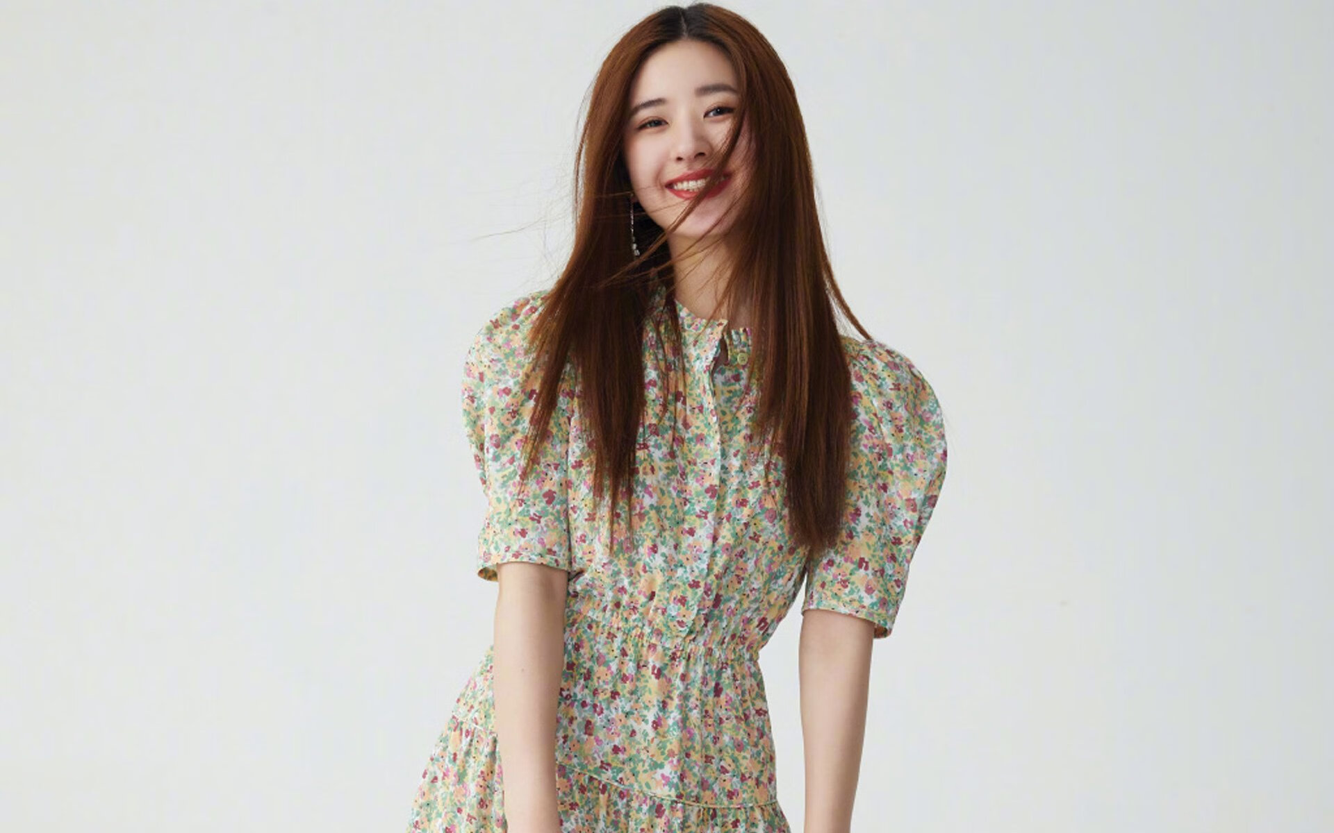 乐鱼体育平台登录-曼联后防失误频发需要及时调整，曼联受伤